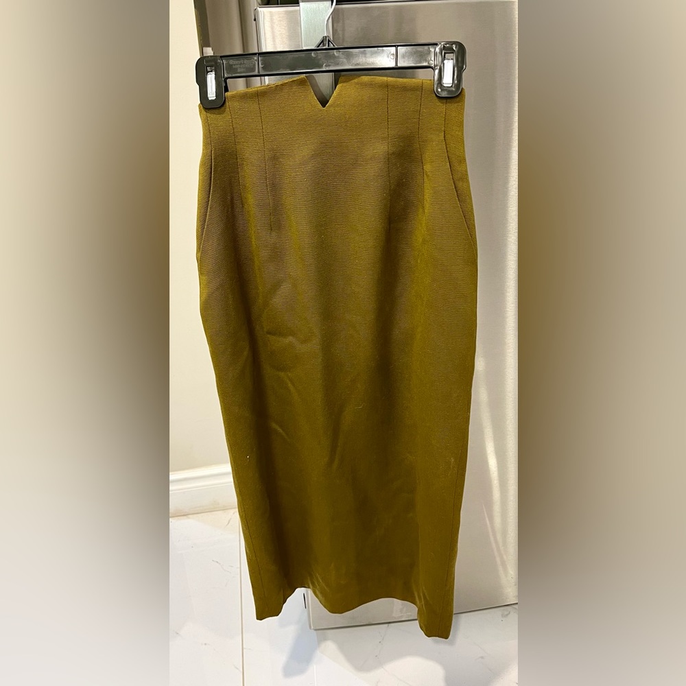 Olive green vintage PaoloGucci pencil skirt Size 54(Japan)US 2-4.Made in Italy.